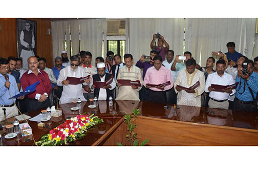 চেয়ারম্যানদের শপথ